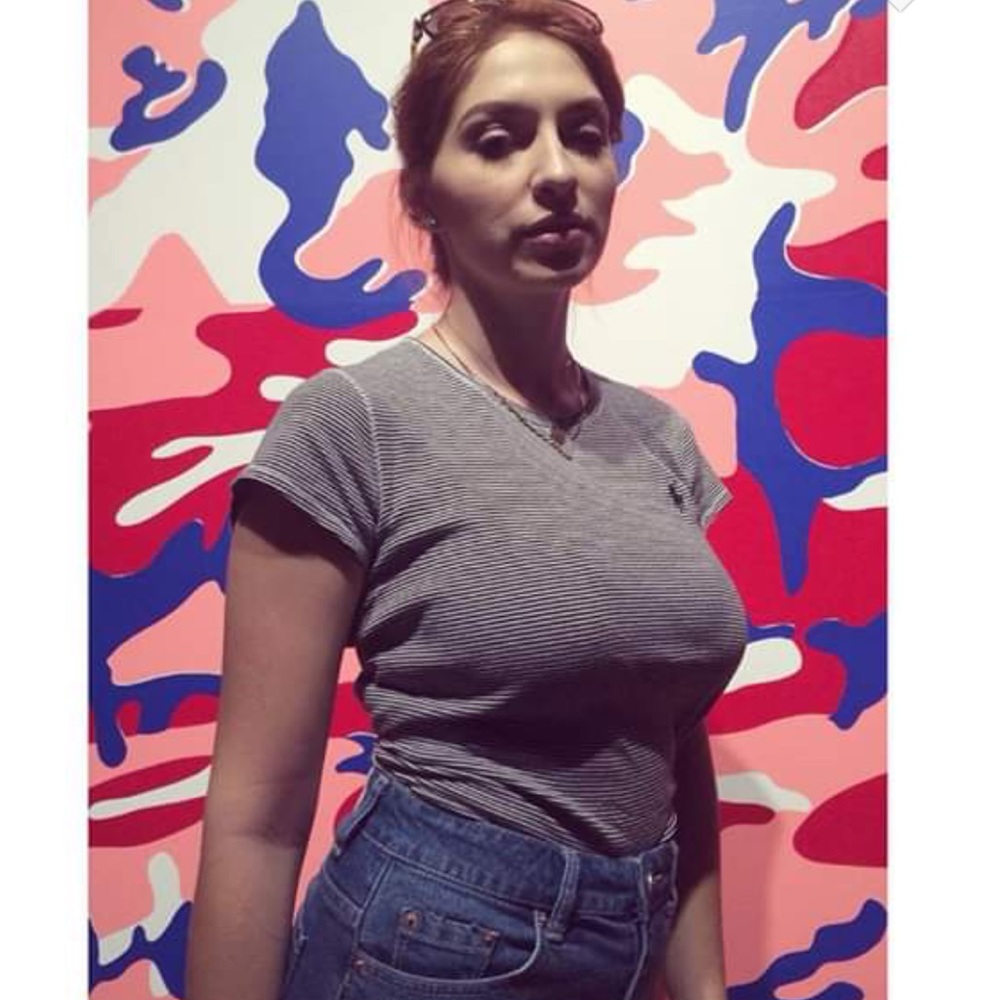 Meet your Posher, Olivia